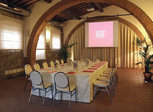 Hotel 500 Firenze Campi Bisenzio 4*,